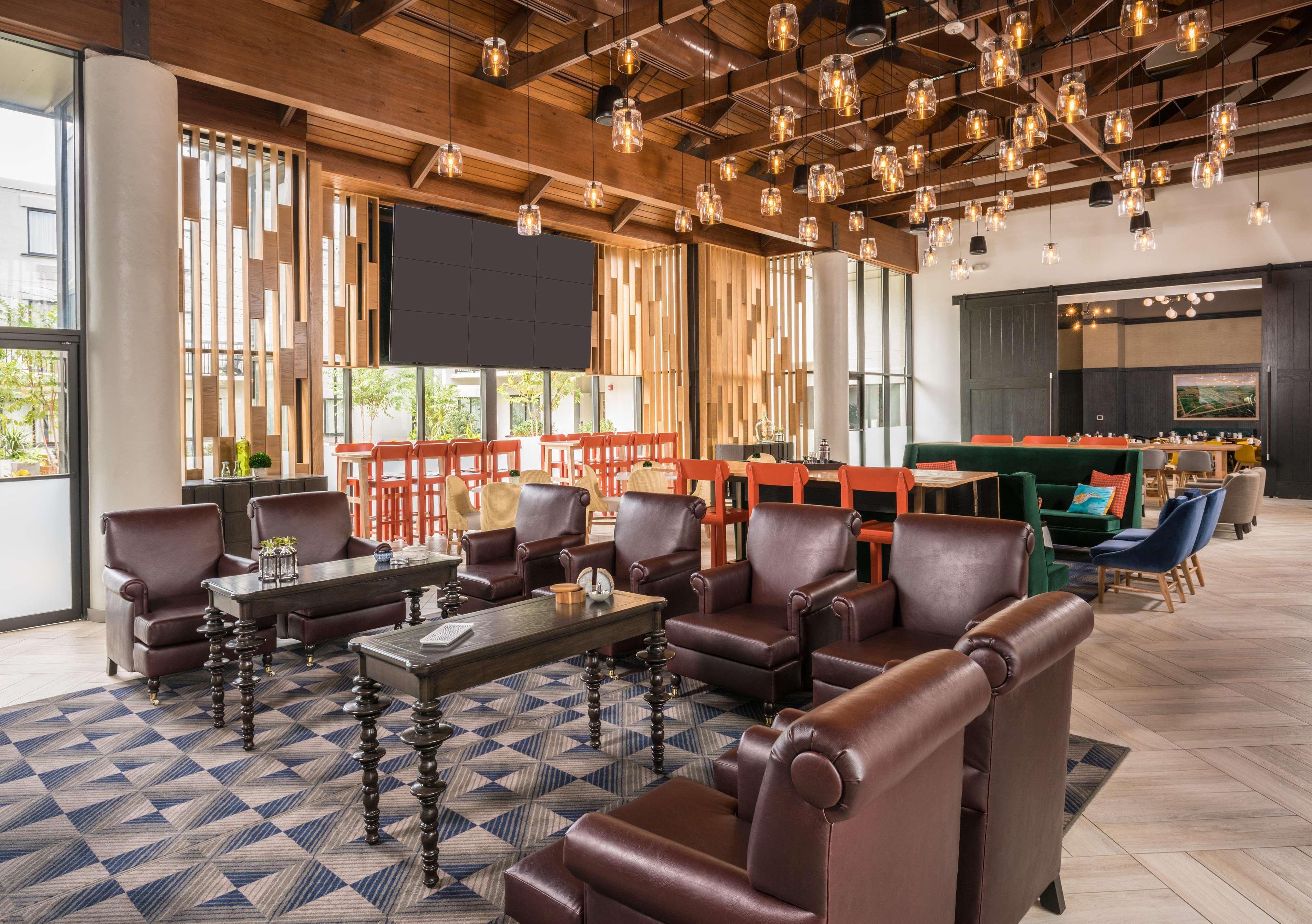 Doubletree By Hilton Gainesville Zewnętrze zdjęcie